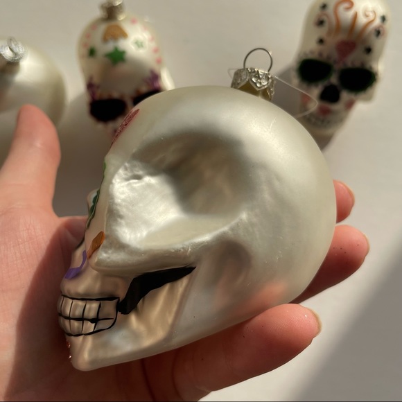 Halloween Day of the Dead Skull Ornaments (4) - Picture 10 of 16